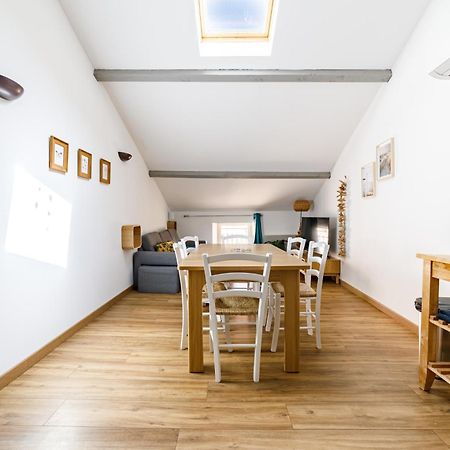 T3 Residence De Tourisme Voltaire Hyeres Bagian luar foto