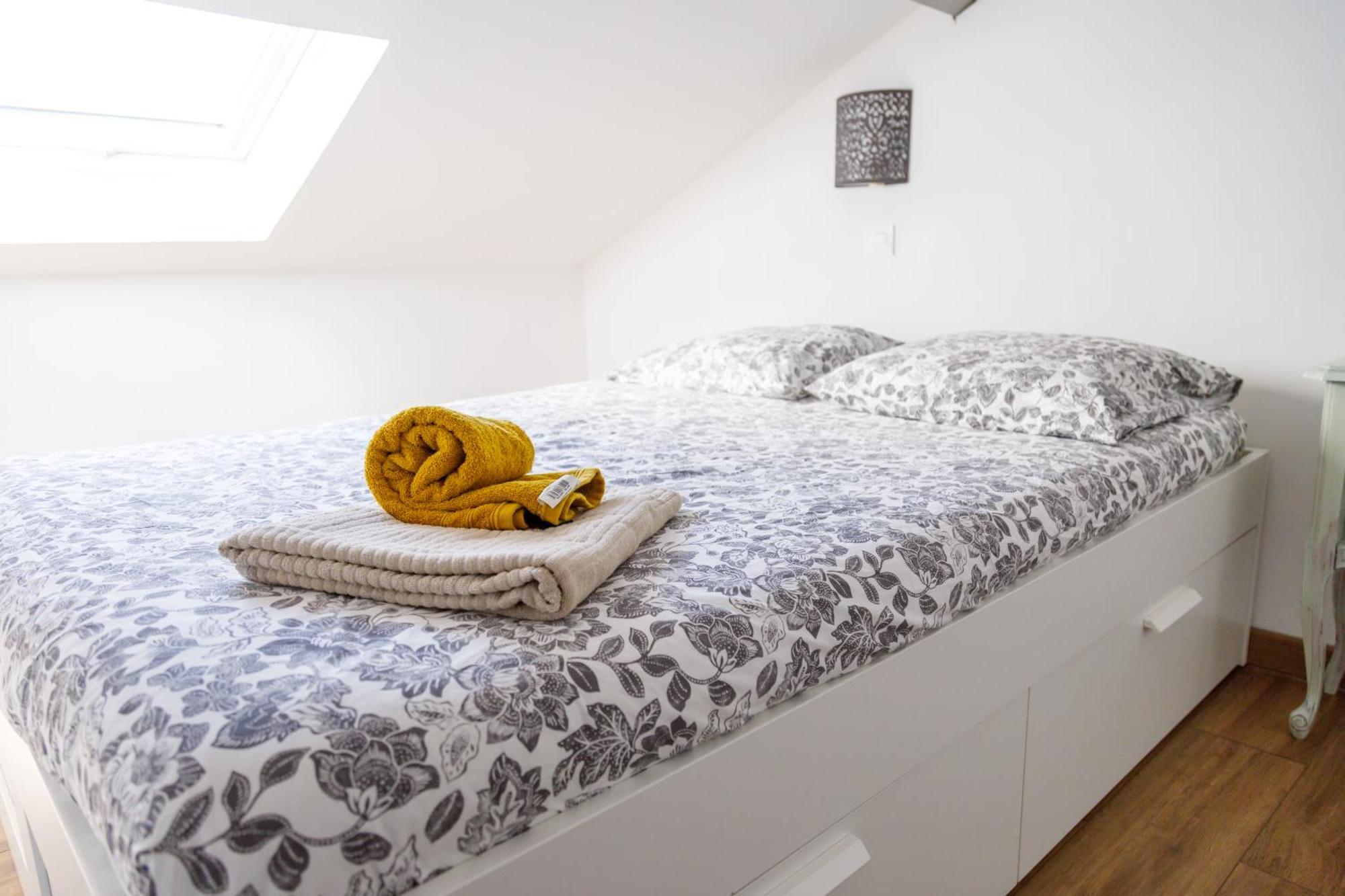 T3 Residence De Tourisme Voltaire Hyeres Bagian luar foto
