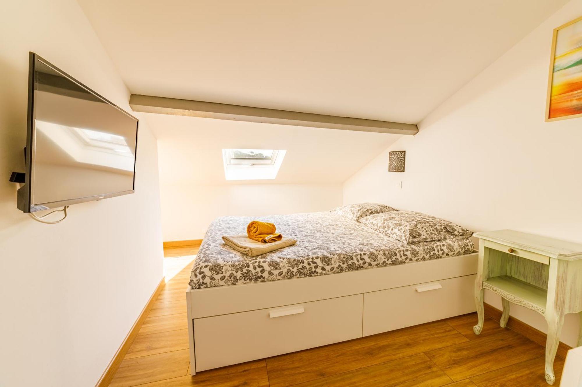 T3 Residence De Tourisme Voltaire Hyeres Bagian luar foto