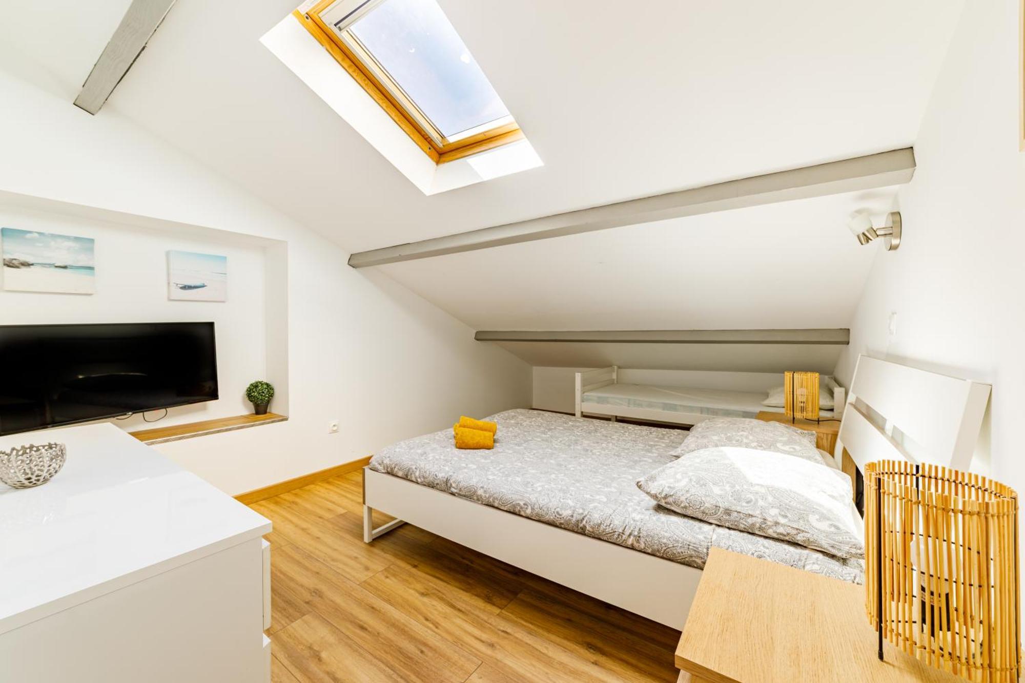 T3 Residence De Tourisme Voltaire Hyeres Bagian luar foto